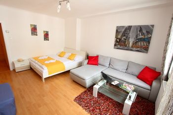 CheckVienna – Apartment Reumannplatz