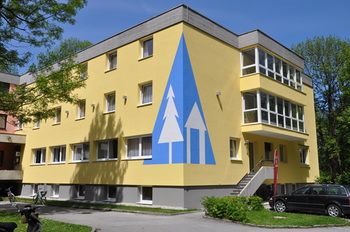 Eduard-Heinrich-Haus - Hostel