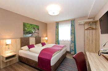 B&B Hotel Junior