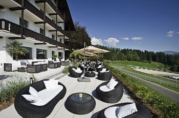 Landhotel Schönberghof & Gästehaus Enzinger