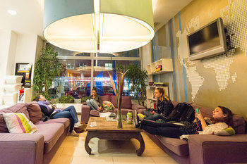 wombat's CITY HOSTELS VIENNA - The Lounge