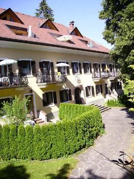 Dellach im Drautal 4199 2 Br apts by RedAwning