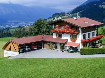 Tyrolean style flat with balcony