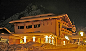 Anthonys Alpin Hotel