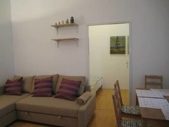 Mariahilfer Apartments