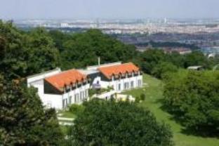 Palace Hostel Schlossherberge