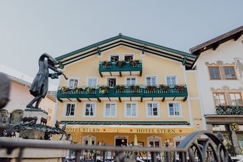 hotel stern