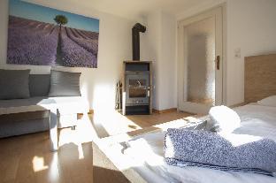 Large Balcony Mountain Apartment, 6 persons! 