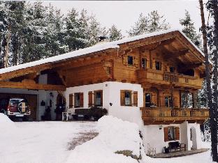 Cozy Apartment in Obsteig near Ski Area