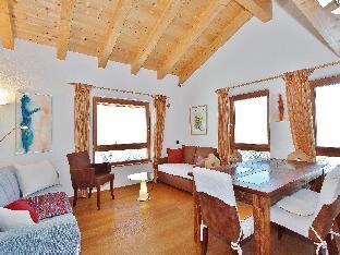 Valley View Apartment in St.Johann in Tirol on Ski Slopes