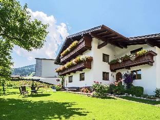 Vintage Apartment in Fugen near Ski Area