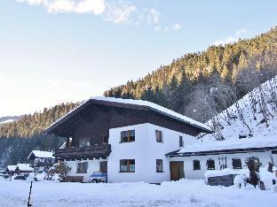 Spacious Apartment near Ski Area in Salzburg