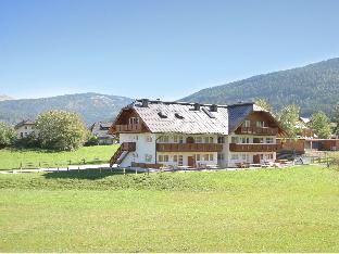 Beautiful apartment in St. Margarethen im Lungau near the Katschberg ski area