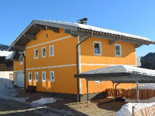 Luxurious Mansion  in Goldegg near Skiing Area