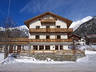Beautiful Holiday Home Near St. Anton Am Arlberg With Sauna