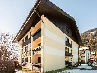 Modern apartment in Zell am SeeSalzburgerland near the ski area