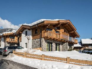 Chalet in Piesendorf with EV charging station