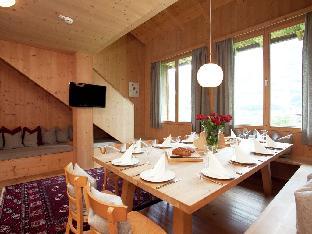 Awesome apartment in Tirol w/ 