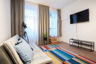 Spacious apartment in the 2nd district.