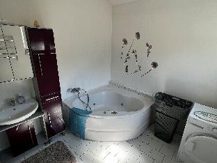 Apartment in Mauerbach near Vienna with pool