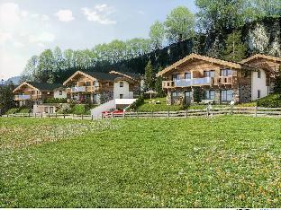 Luxurious chalet with sauna near the bathing lake