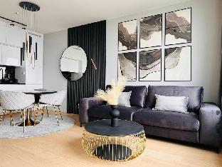 green high-end apartment close to metrouno-city  e-parking, pool, gym, sauna