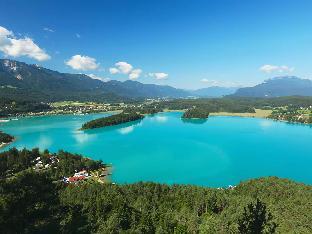 Quiet holiday apartment near Laghi Di Fusine