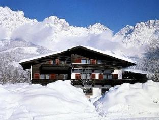 Flora - Das kleine Gartenhotel