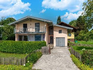 Beautiful holiday home in Attersee with garden