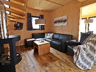 Welcoming chalet near ski-slope