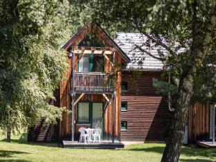 Attractive studio with balcony
