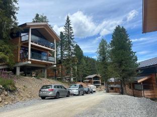 Amazing chalet with mountain views