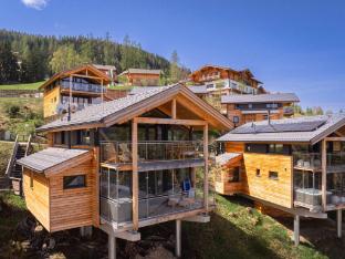 Cosy chalet with sauna