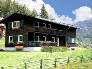 Premium chalet in Innerkrems with sauna