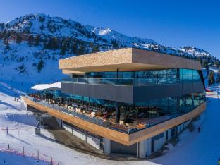 Apartment in Kaltenbach at the ski lift