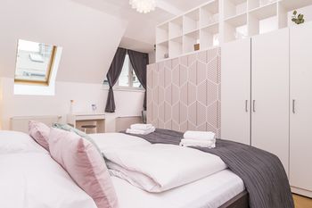 Rooftop Studio Börse