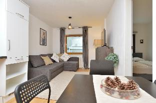 Innsbruck Village Ski Apartment near Axamer Lizum