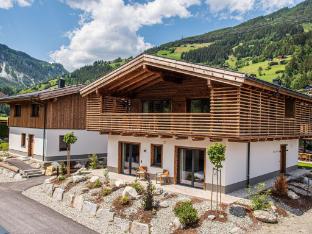 The village - chalet farmhouse